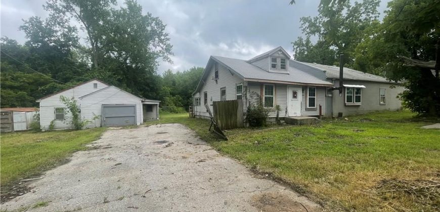 Homes for Sale in Kansas City, MO 64119 | 5851  Barnes Avenue