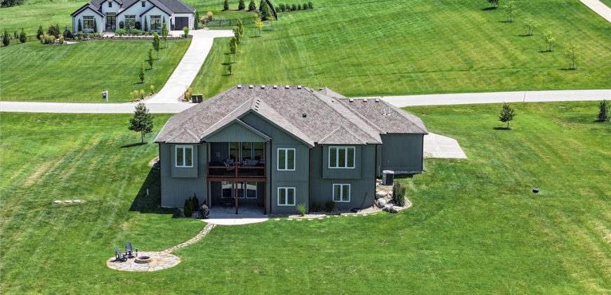 Homes for Sale in Smithville, MO 64089 | 14290  Cattle Ranch Drive