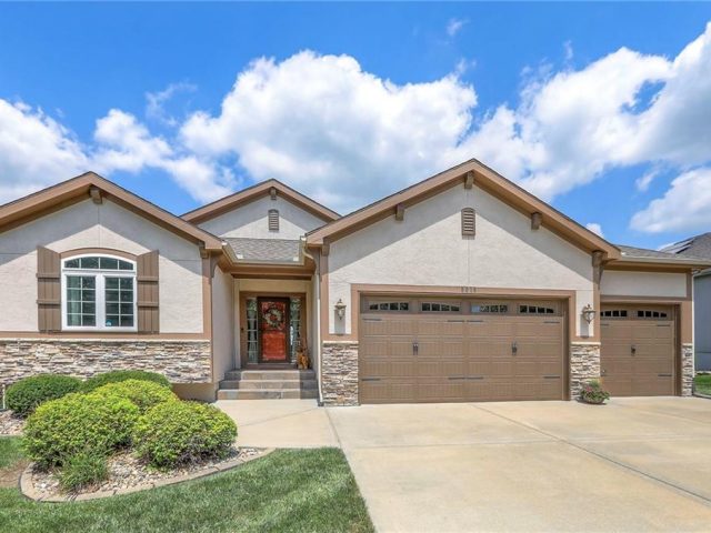 Homes for Sale in Kansas City, MO 64157 | 8018 NE 100th Terrace