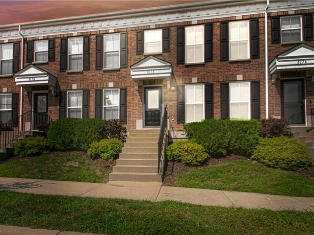 Homes for Sale in Kansas City, MO 64119 | 8174 N Oakley Avenue