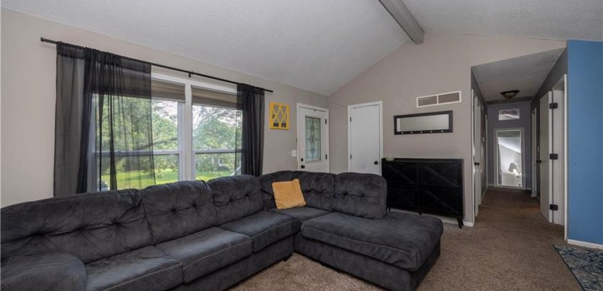 Homes for Sale in Kansas City, MO 64155 | 804 NE 104TH Terrace