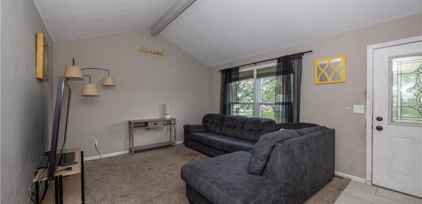 Homes for Sale in Kansas City, MO 64155 | 804 NE 104TH Terrace