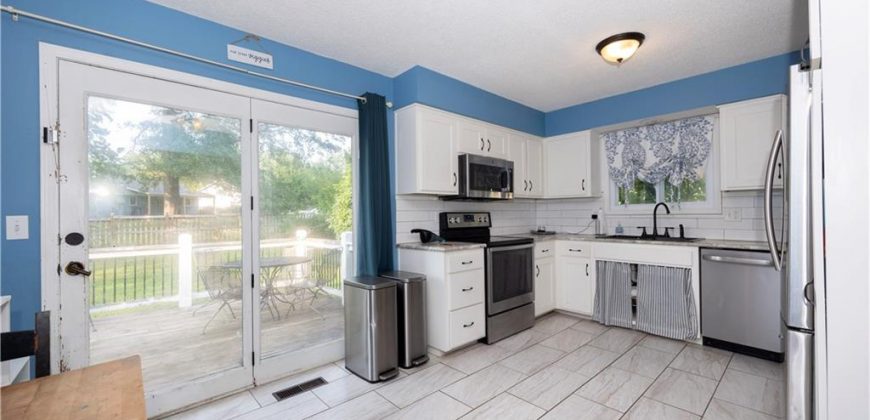 Homes for Sale in Kansas City, MO 64155 | 804 NE 104TH Terrace