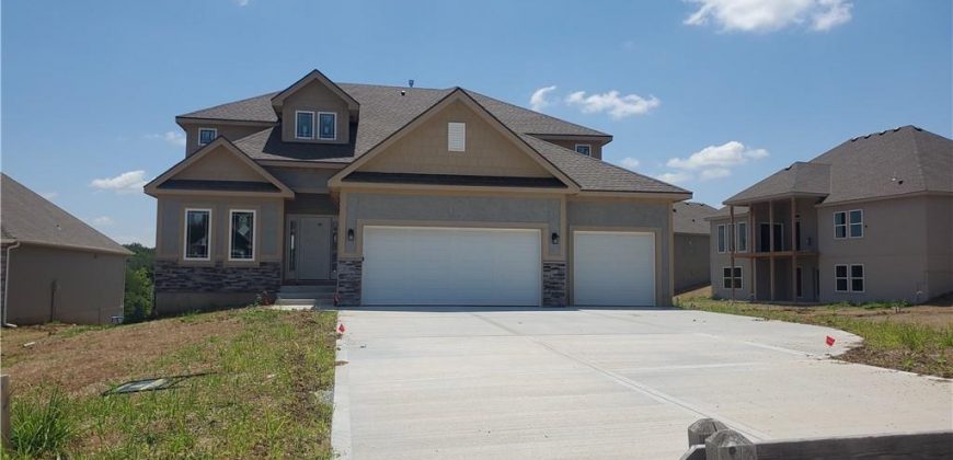 Homes for Sale in Kansas City, MO 64156 | 7005 NE 102nd Court