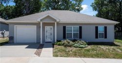 Homes for Sale in Gladstone, MO 64118 | 856 NE 66th Street
