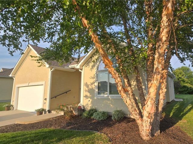 Homes for Sale in Kansas City, MO 64158 | 7515 N Eastern Avenue