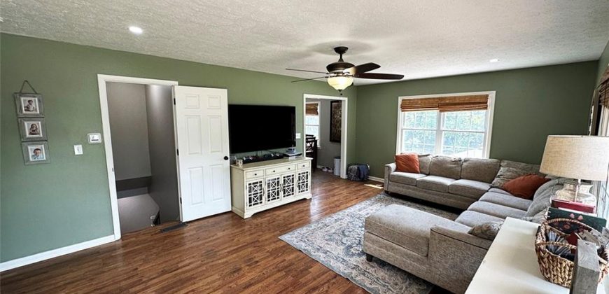 Homes for Sale in Excelsior Springs, MO 64024 | 400  Beverly Avenue