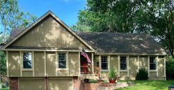 Homes for Sale in Parkville, MO 64152 | 6705 NW Mirror Lake Terrace