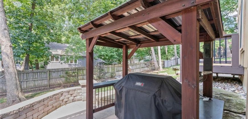 Homes for Sale in Kansas City, MO 64118 | 5254 N Walnut Street