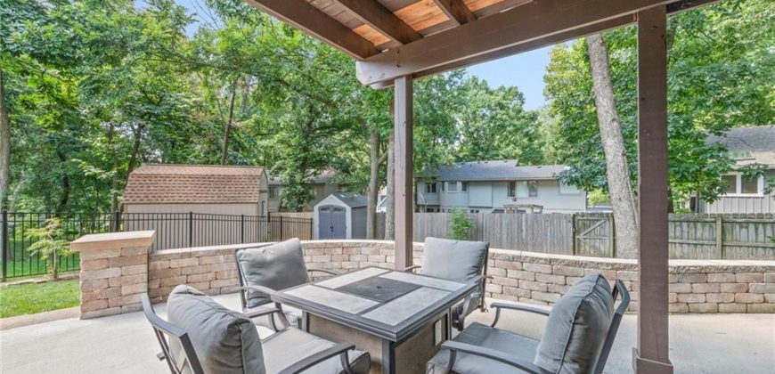 Homes for Sale in Kansas City, MO 64118 | 5254 N Walnut Street