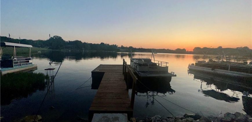 Homes for Sale in Lake Waukomis, MO 64151 | 109 NW North Shore Drive