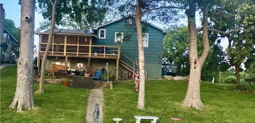 Homes for Sale in Lake Waukomis, MO 64151 | 109 NW North Shore Drive