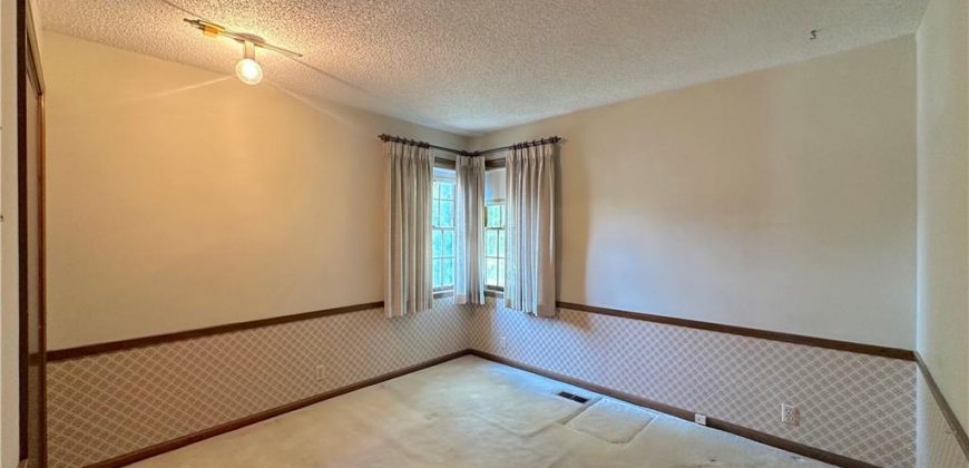 Homes for Sale in Kansas City, MO 64119 | 4021 NE Brooktree Lane