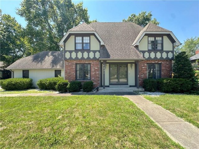 Homes for Sale in Kansas City, MO 64119 | 4021 NE Brooktree Lane
