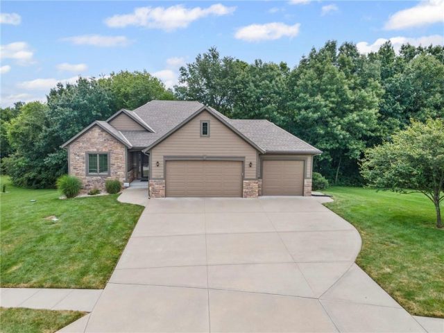 Homes for Sale in Liberty, MO 64068 | 11217  Taylor Drive