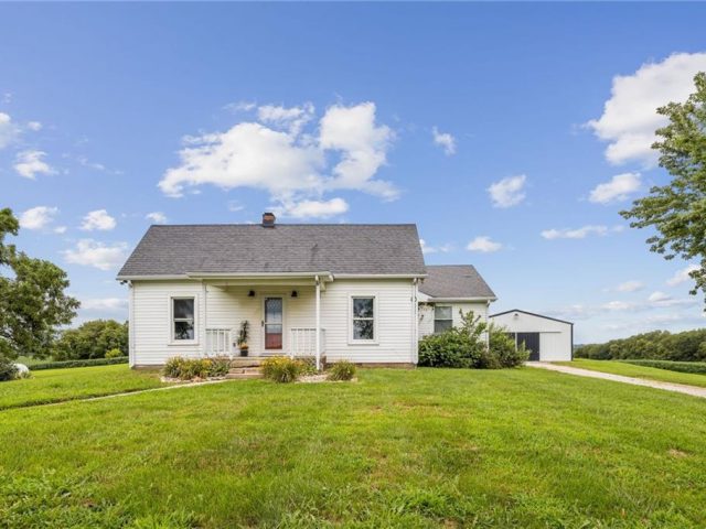 Homes for Sale in Dearborn, MO 64439 | 22325  JORDAN Road