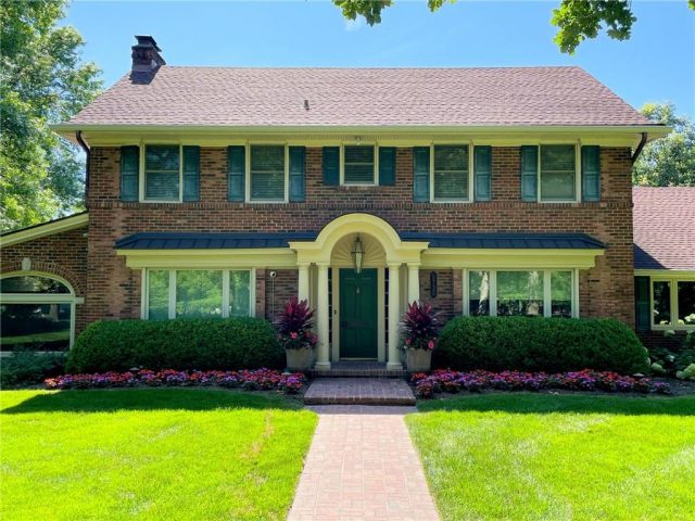Homes for Sale in Village Of Oaks, MO 64118 | 5720 NE Wilson Boulevard