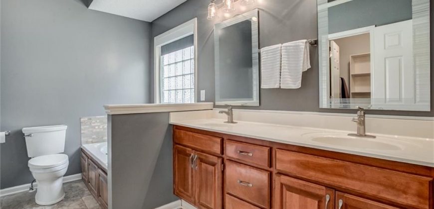 Homes for Sale in Kansas City, MO 64155 | 631 NE 99TH Street