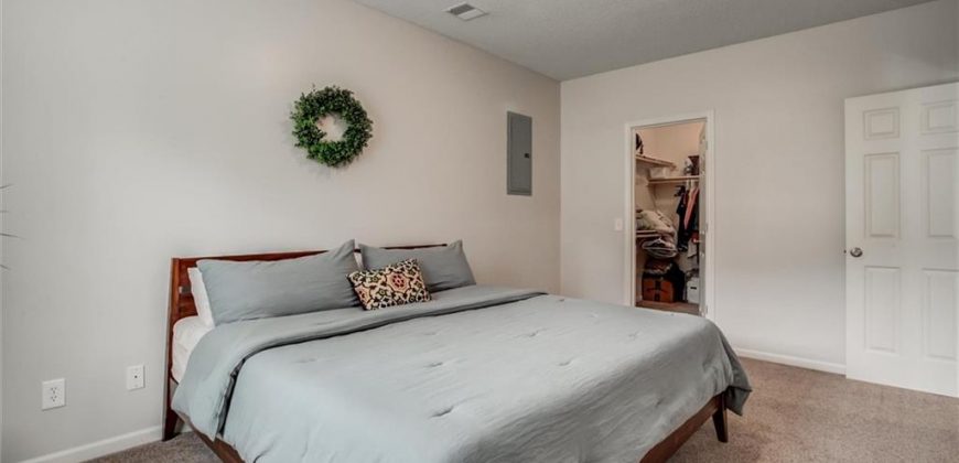 Homes for Sale in Kansas City, MO 64155 | 631 NE 99TH Street