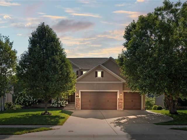 Homes for Sale in Kansas City, MO 64155 | 11031 N Wabash Avenue