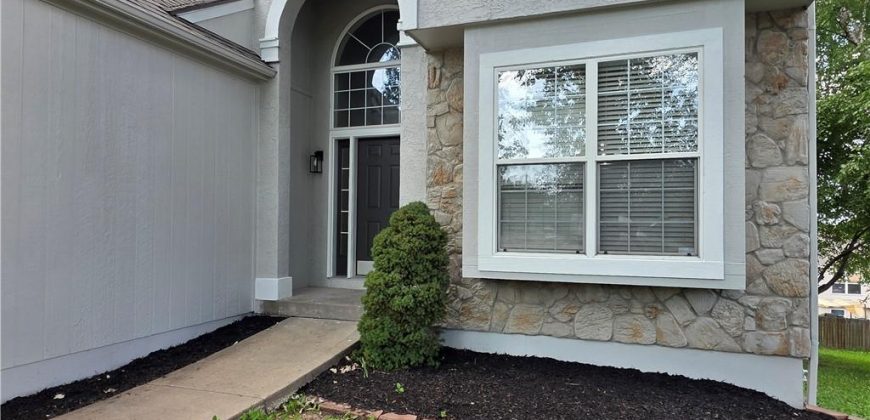 Homes for Sale in Kansas City, MO 64155 | 623 NE 93rd Court