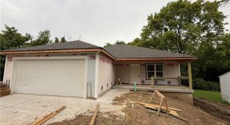 Homes for Sale in Kansas City, MO 64116 | 4328 NE Kelsey Road
