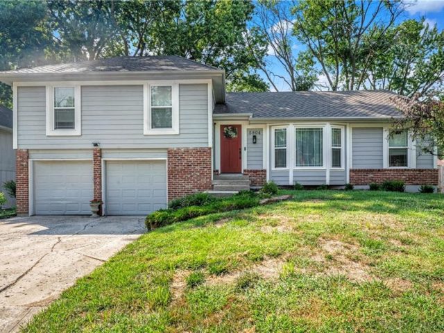 Homes for Sale in Kansas City, MO 64119 | 5804  Buttonwood Tree Lane