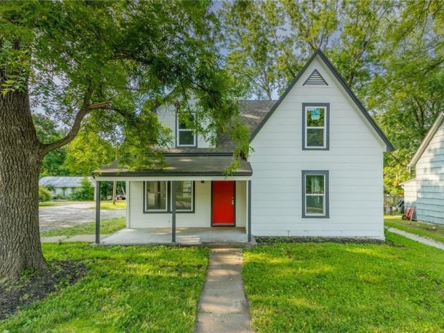Homes for Sale in Liberty, MO 64068 | 463 E Mill Street