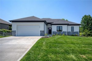 4805-NE-62nd-Street-mls-2504664-image-1