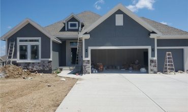 Homes for Sale in Kansas City, MO 64156 | 10205 N Winchester Avenue