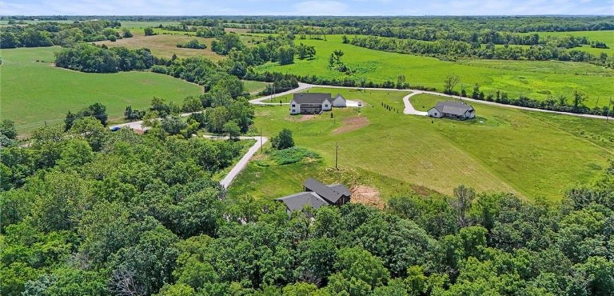 Homes for Sale in Kearney, MO 64060 | 18818  Thompson Road