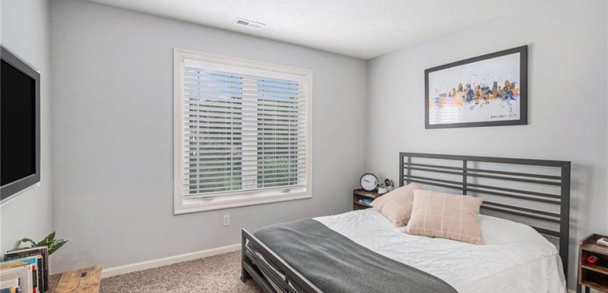 Homes for Sale in Kansas City, MO 64151 | 6327 N Britt Avenue