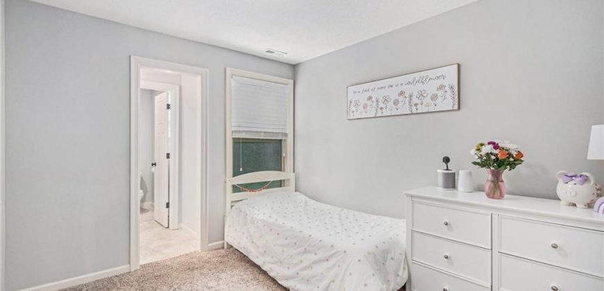 Homes for Sale in Kansas City, MO 64151 | 6327 N Britt Avenue
