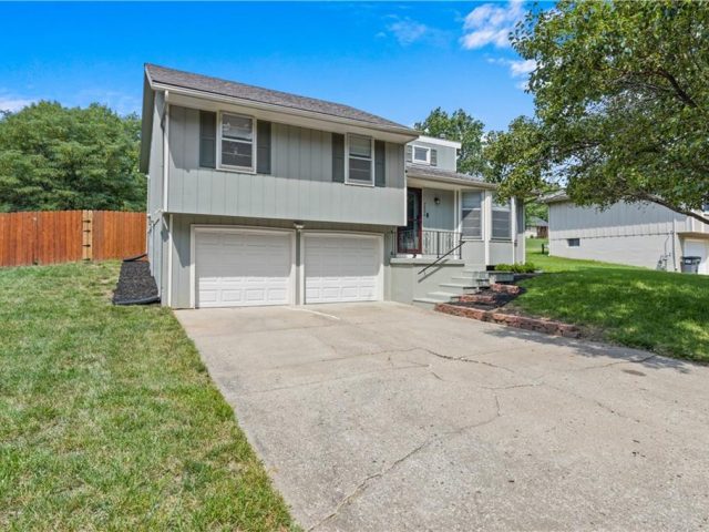 Homes for Sale in Pleasant Valley, MO 64068 | 7004 N CHAS Drive