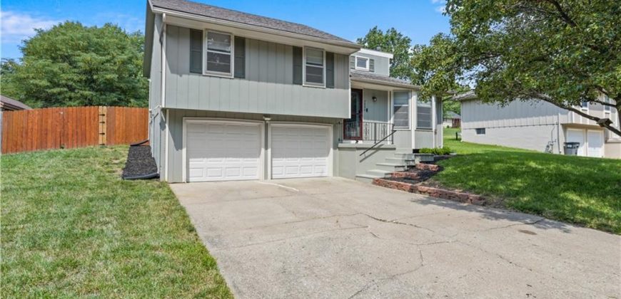 Homes for Sale in Pleasant Valley, MO 64068 | 7004 N CHAS Drive