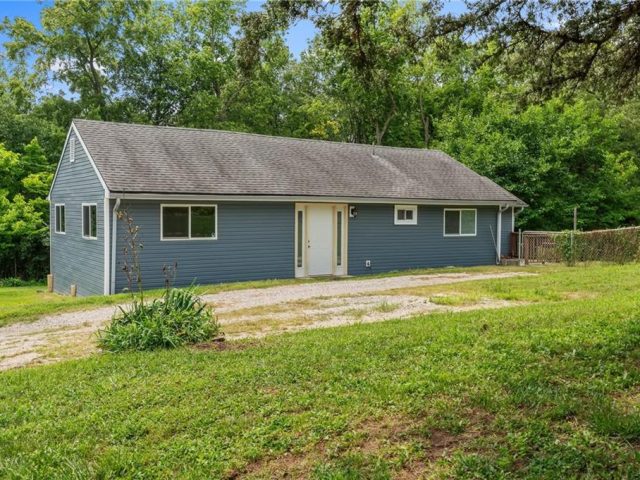 Homes for Sale in Excelsior Springs, MO 64024 | 344  Clark Road
