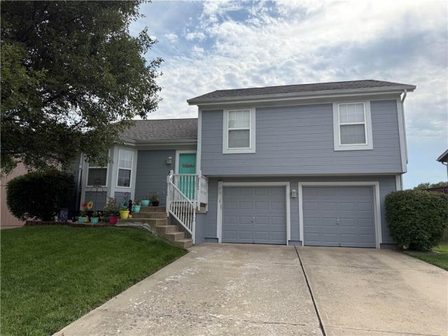 Homes for Sale in Kansas City, MO 64155 | 11416 N Wyandotte Street