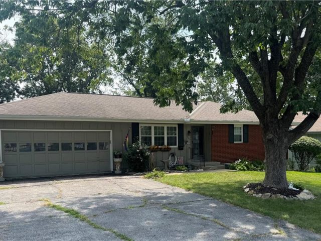 Homes for Sale in Kansas City, MO 64119 | 5025 N Lister Avenue