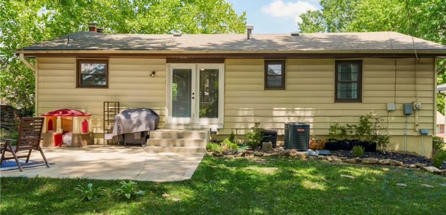 Homes for Sale in Kansas City, MO 64118 | 1605 NW 66th Street