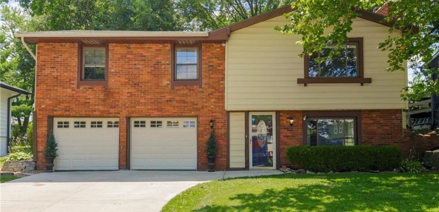 Homes for Sale in Kansas City, MO 64118 | 1605 NW 66th Street
