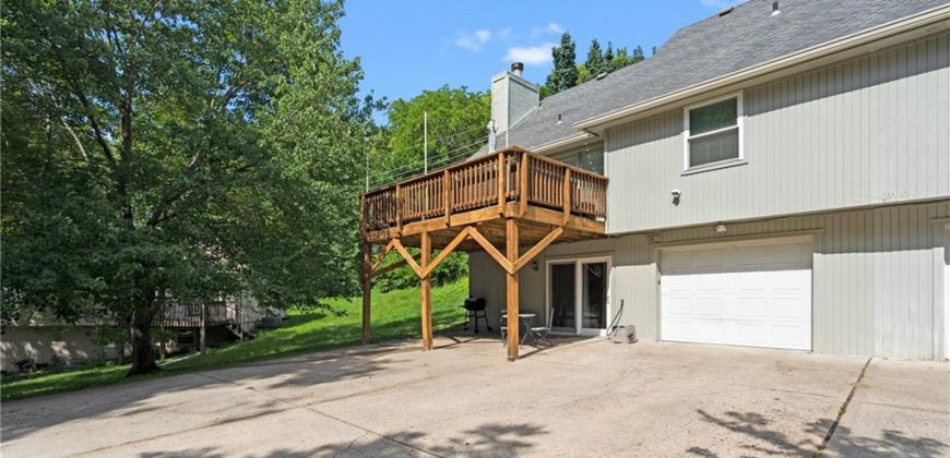 Homes for Sale in Parkville, MO 64152 | 1316  Walnut Street
