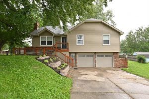 1019-NE-114th-Terrace-mls-2566456-image-1
