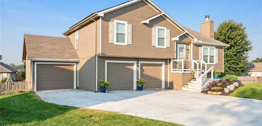 Homes for Sale in Kansas City, MO 64157 | 9309 NE Paw Paw Drive
