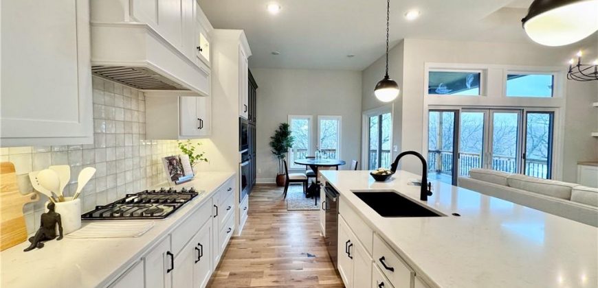 Homes for Sale in Riverside, MO 64150 | 2551 NW Riverview Drive