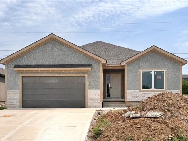 Homes for Sale in Kansas City, MO 64157 | 10101 N Oakland Avenue