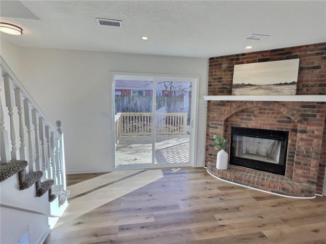 Homes for Sale in Smithville, MO 64089 | 309A E Main Street