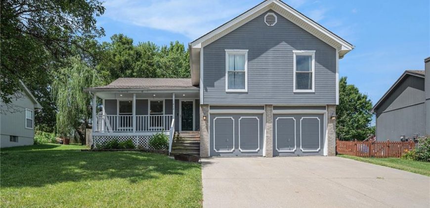 Homes for Sale in Smithville, MO 64089 | 412  Fletcher Drive