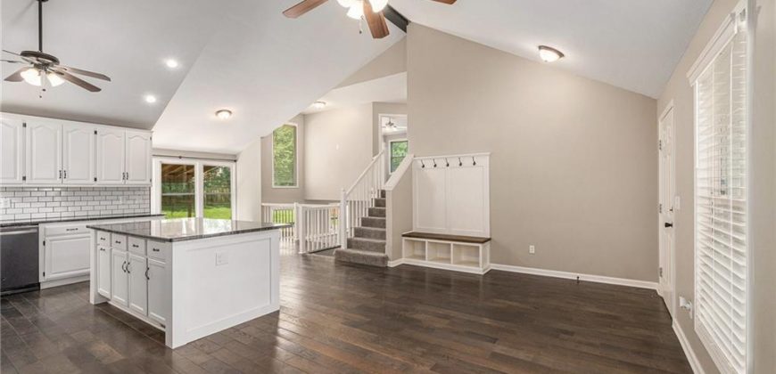 Homes for Sale in Smithville, MO 64089 | 412  Fletcher Drive
