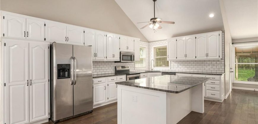 Homes for Sale in Smithville, MO 64089 | 412  Fletcher Drive