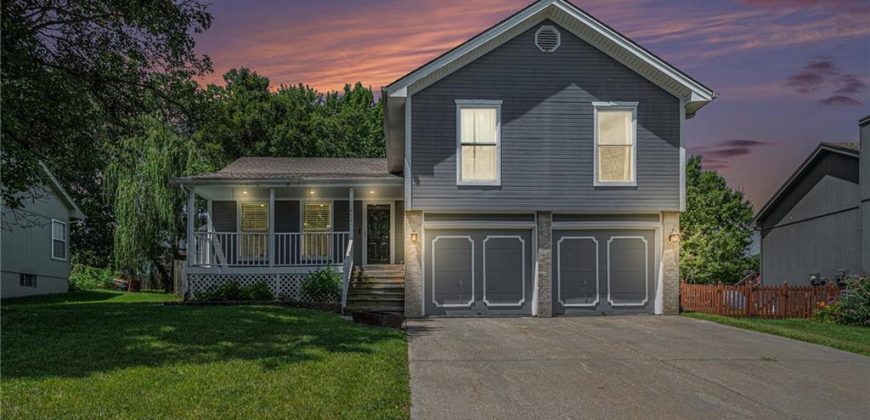 Homes for Sale in Smithville, MO 64089 | 412  Fletcher Drive